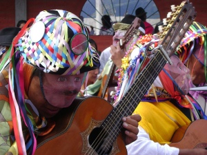 Danças, músicas e roupas t[ipicas foram presenças constantes nas comunidades visitadas